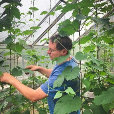 D91EE1BE-3E1F-4A55-9BE8-3725E0B5861A